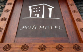 Гостиница Petit Hotel, Пас-Де-Ла-Каса